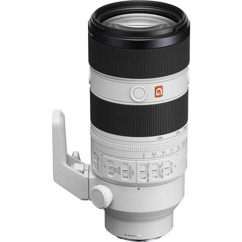 Sony FE 70 f/ 2 8 GM